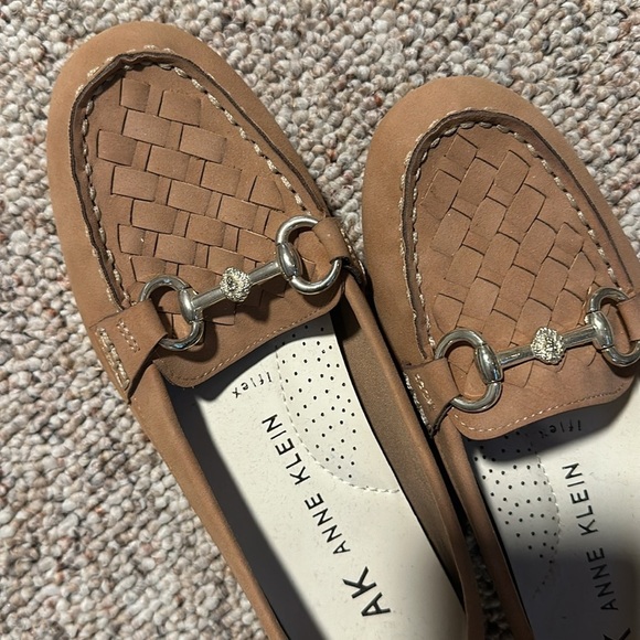 Anne Klein iflex Women’s Tan Loafers - Picture 2 of 4